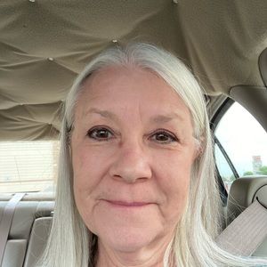 Meet your Posher, Lesa